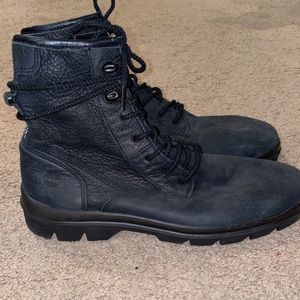 Men’s Timberland Boots: size 11